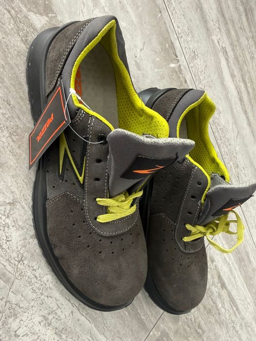 Bocanci protectie bombeu metalic 50 lei perechea