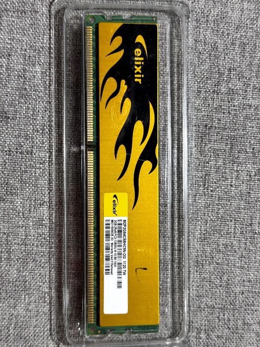 Оперативная память DDR3 2GB 1600MHz Elixir PC3-12800