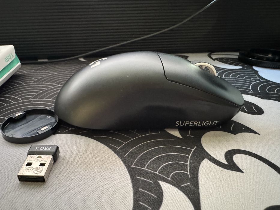 Logitech Superlight