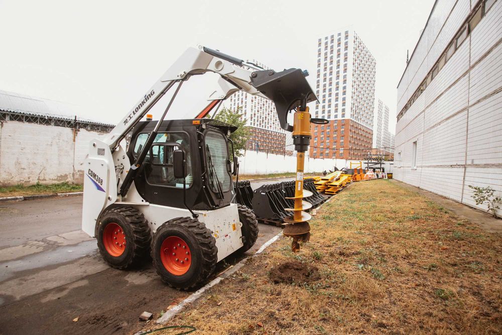 Гидровращатель (ямобур) Delta RD5 на мини-погрузчик JCB SSL 175