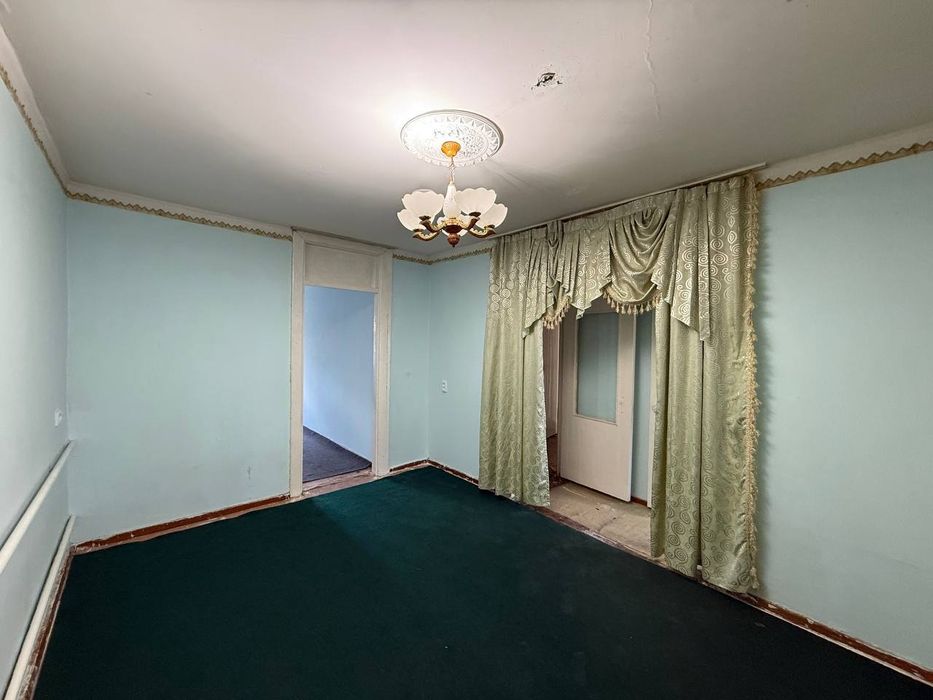 Kvartira sotiladi 2 Xona