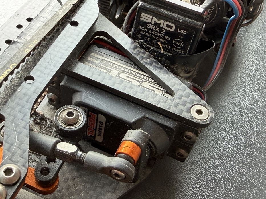 Xray T4 Mid Motor с много части