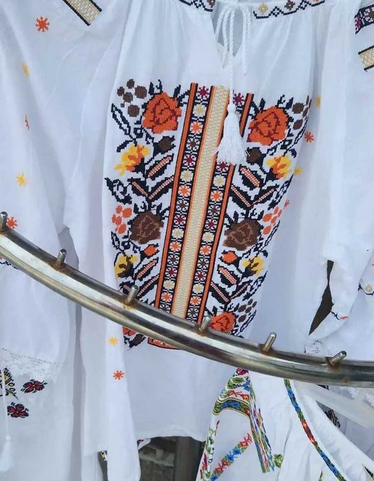 Ii damă ,de diferite marimi