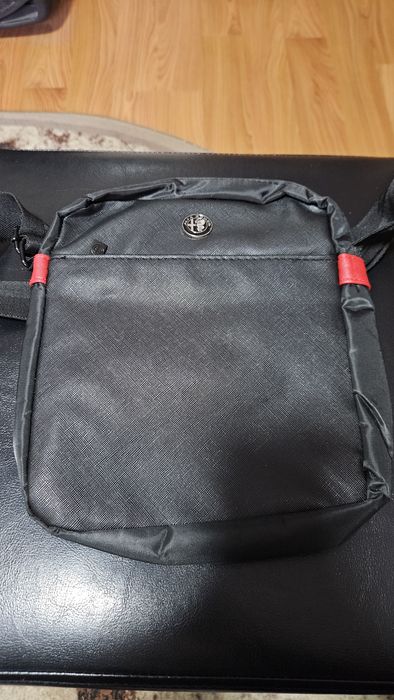 Borseta Alfa Romeo barbati