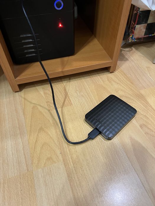Външен диск Samsung 1TB