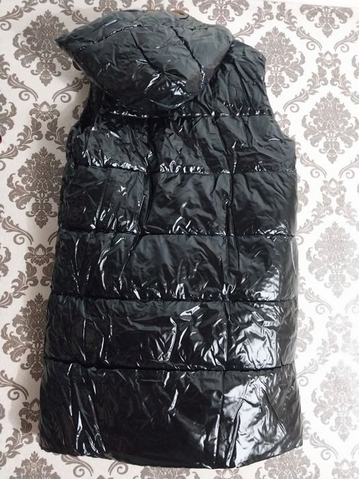 Жилетка женская.  Новая.