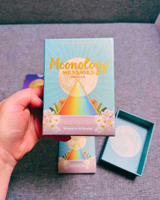 Оригинални  Moonology Messages Oracle – Yasmin Boland