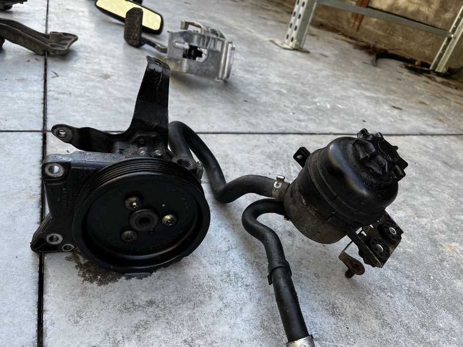 Хидравлична помпа бмв е90 335д 286кс м57