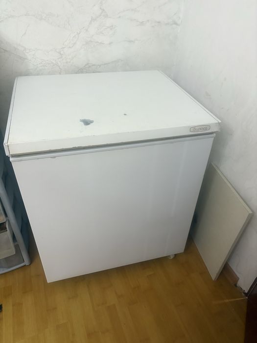 Продам морозильную камеру