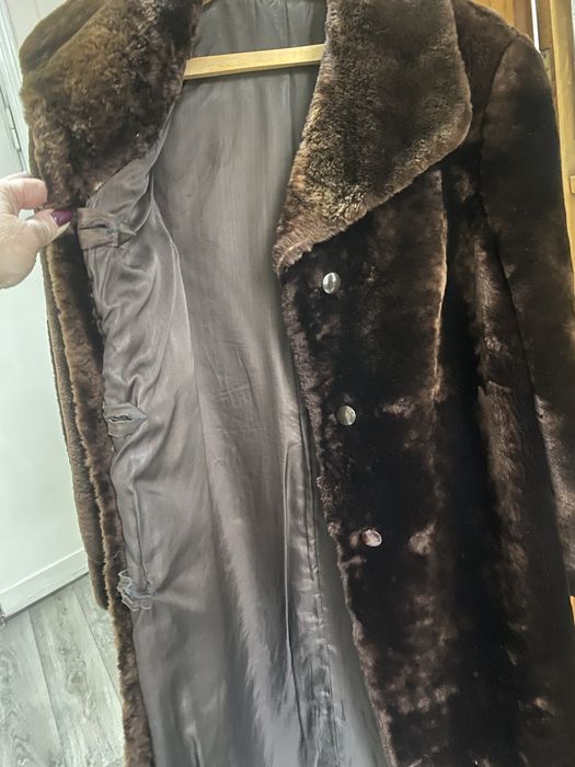 Шуба цигейковая, натуральная.