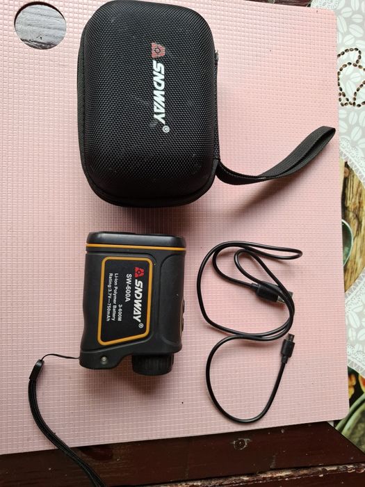 Vând telemetru 3-600m