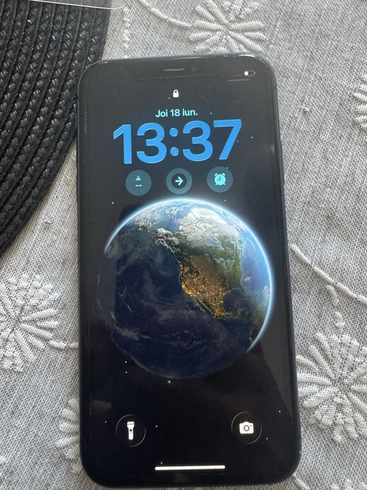 Iphone11 pentru  piese