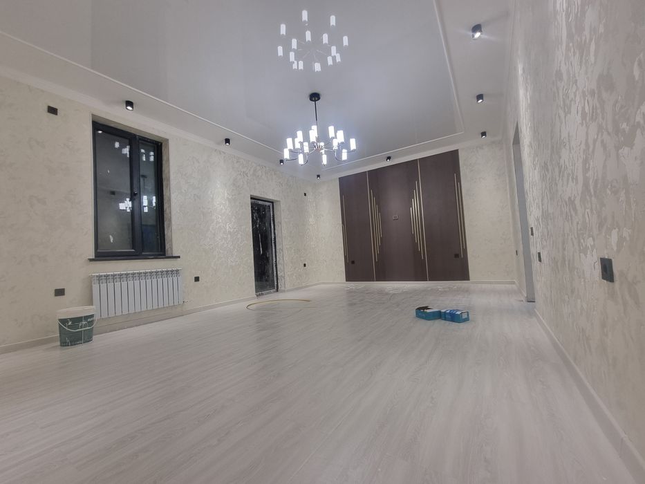 Xizmatlar ideal jamoa bilan olib boriladi