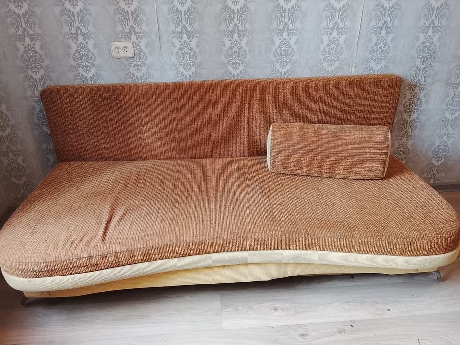 Отдам  диван тахта