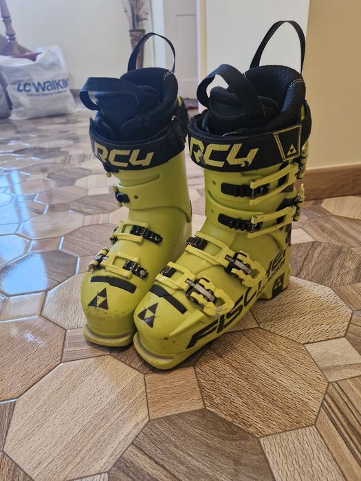 Clapari ski FISCHER RC4 Podium, marimea 24.0-24.5, galben