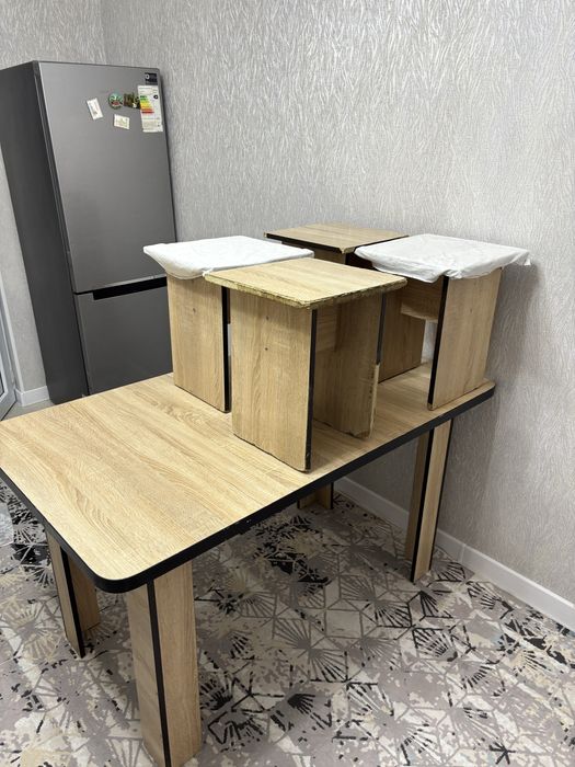 Стол стуля в комплект