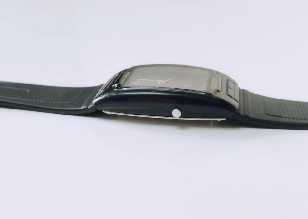 Ceas vechi Casio AQ-47 756