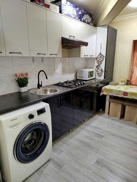 Продаётся 2х комнатная мансарда.Партьезд