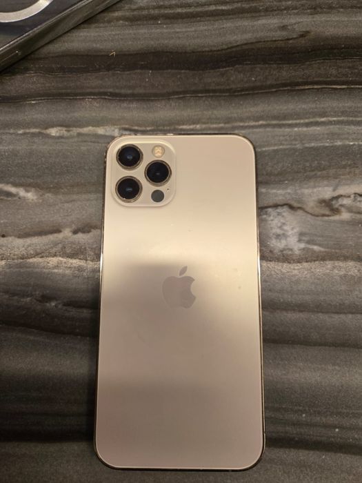 Айфон 12 про обмен