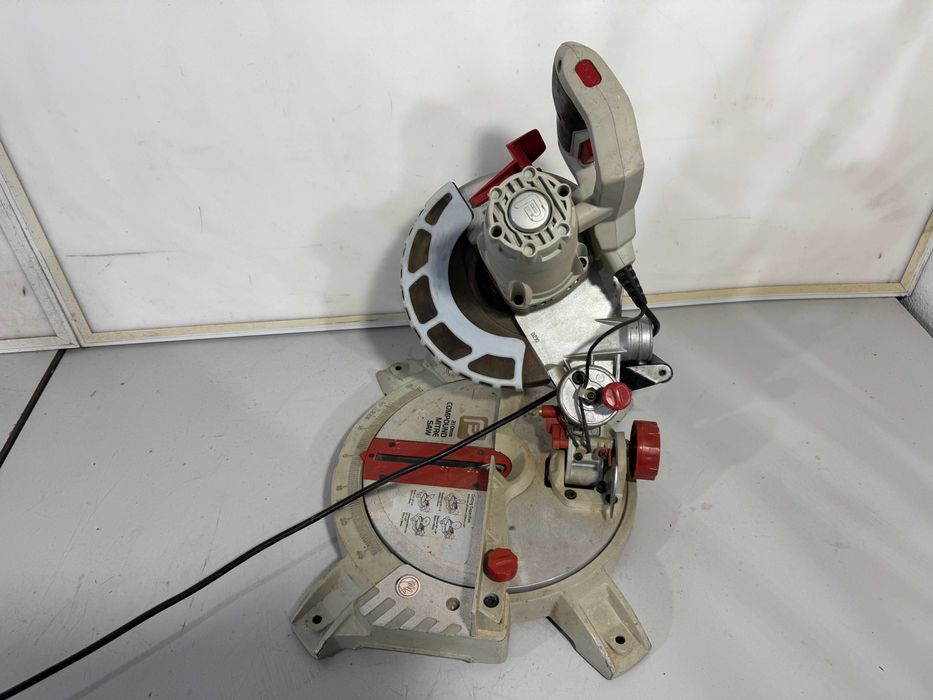 Циркуляр пендула - Pro 1400 W / 210мм