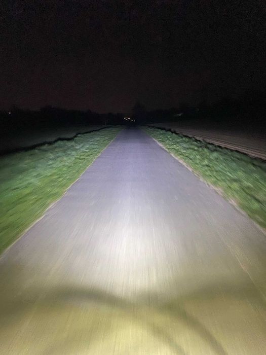 SUPER far trotineta bicicleta electrica / non-electrica 5200 lumeni