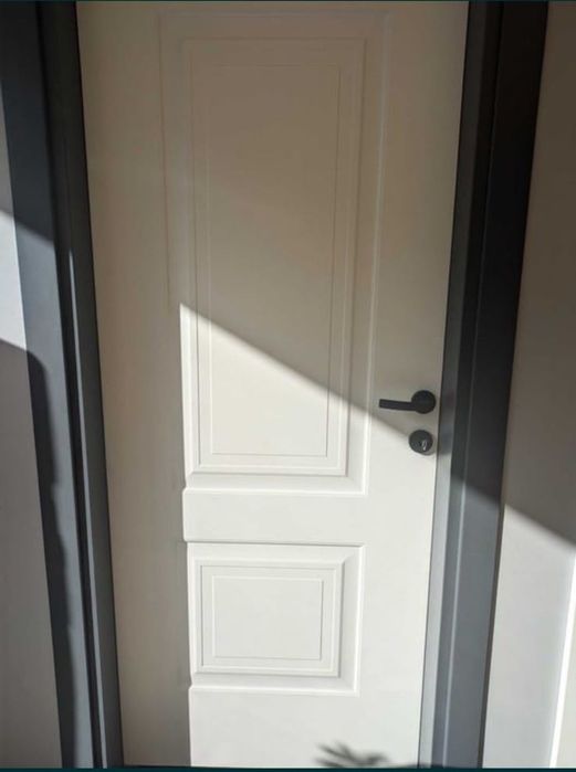 Продавам  вътрешни интериорни Врати ,  София , Велико Търново от160 ев