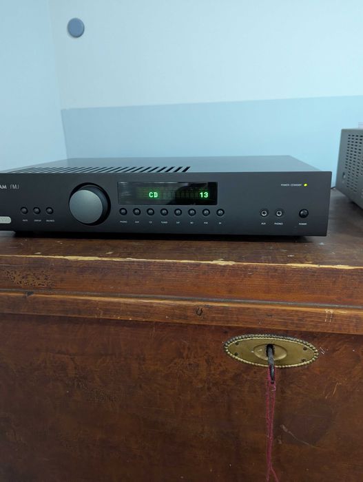 Усилвател Arcam FMJ A29, отлично състояние