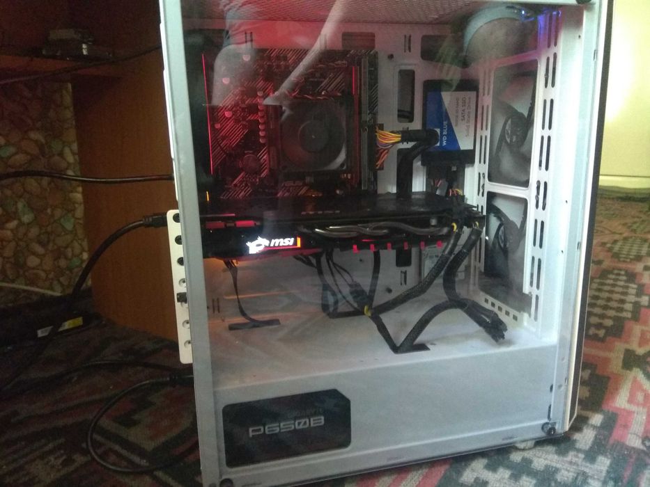 Геймърски Компютър Ryzen 7-1700X-GTX 1070 8gb-16gbDDR4 /500 ssd-1tb hdd
