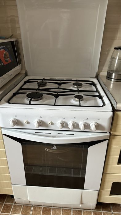 Газ плита indesit
