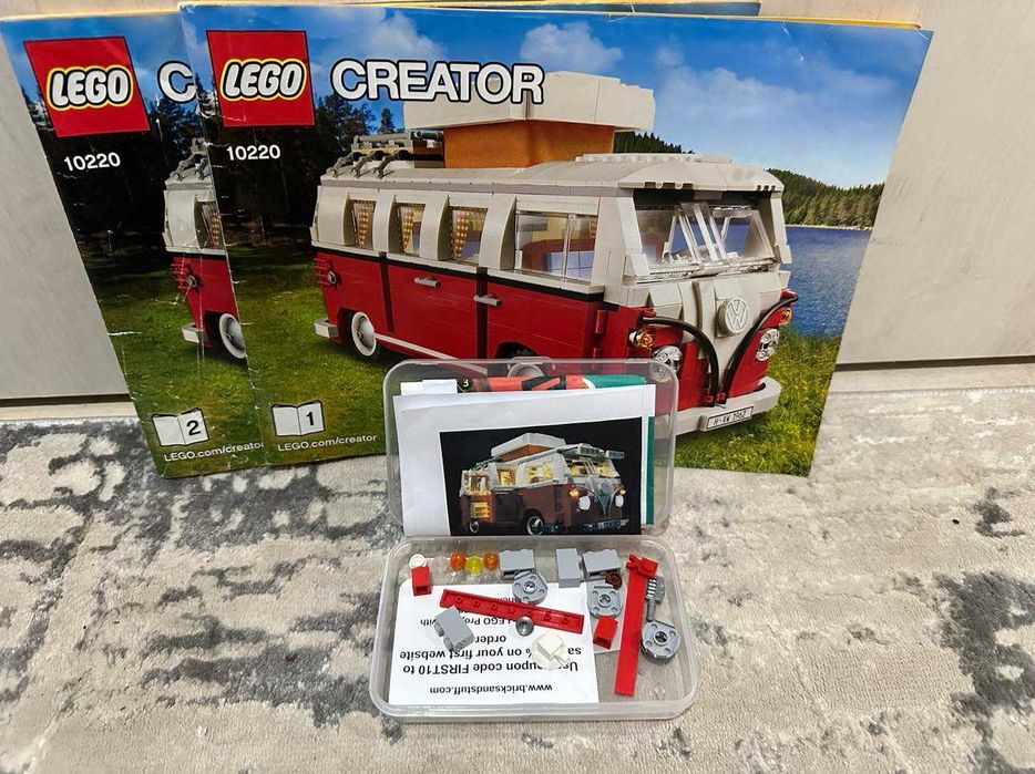 LEGO Creator Expert - Volkswagen T1 Camper Van 10220
