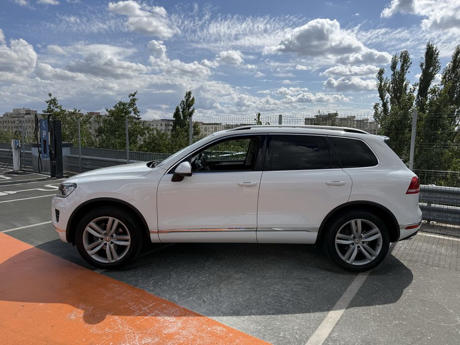 VOLKSWAGEN Touareg 2016 — imagine 3