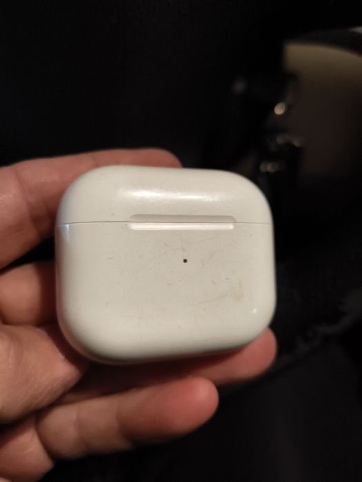 Продам наушники от Айфон