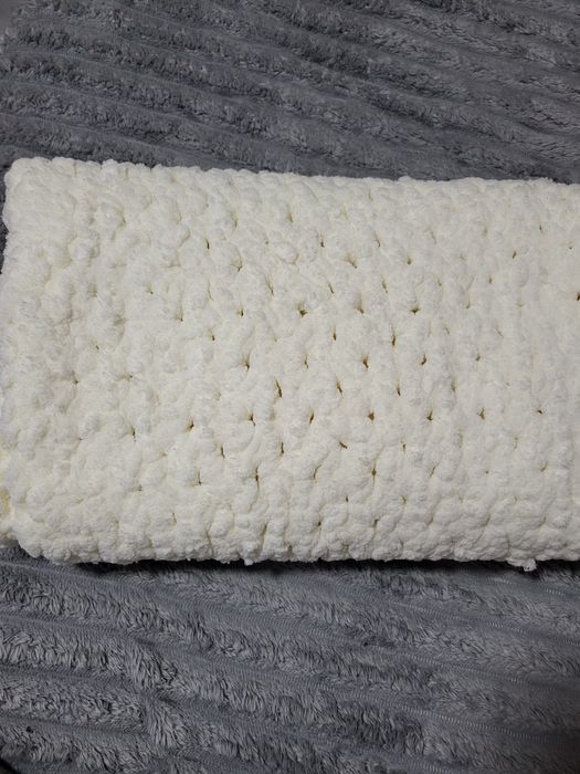 Продаётся плед ручной работы