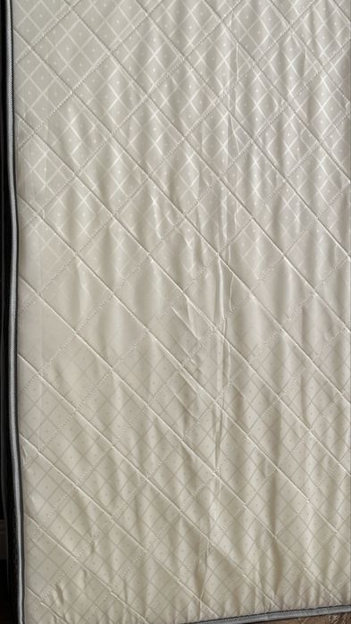 Матрас 180*200 новый