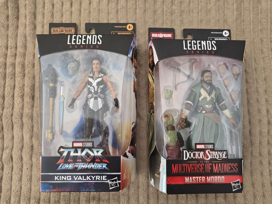 Figurine Marvel + DC