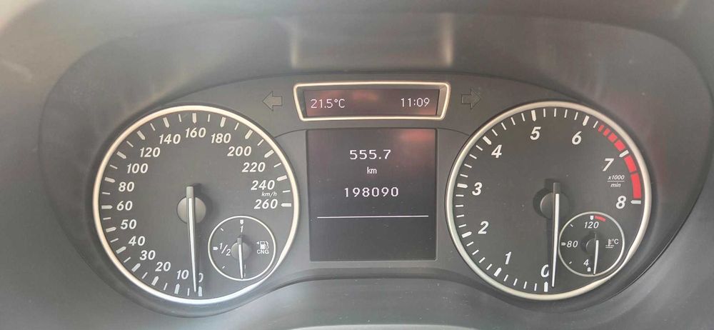 Mercedes-Benz B 200, Метан/Бензин, 198 000км
