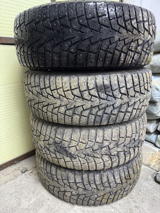 Шина 265/65/17 suv шипованный на внедорожник