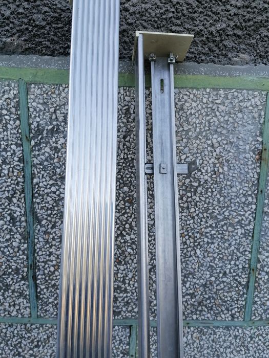 Алуминиеви курнизи