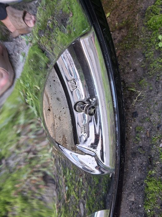 Продам диски с резиной