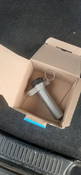 Натяжитель ремня ГРМ на LEXUS RX300,