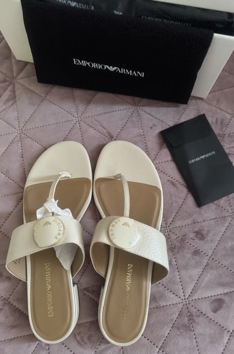 Emporio Armani от естествена кожа