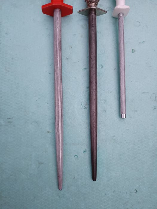 F.Dick,Solingen масати
