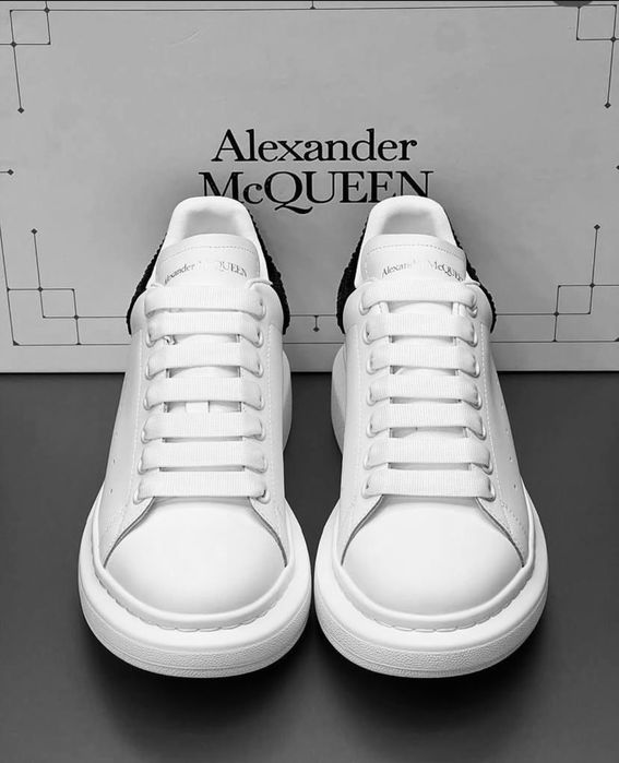 Adidasi Mq Queen