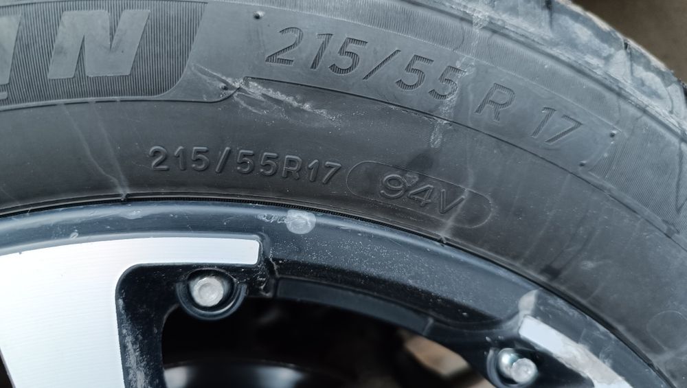 Комплект колёс Ауди 215/55/17