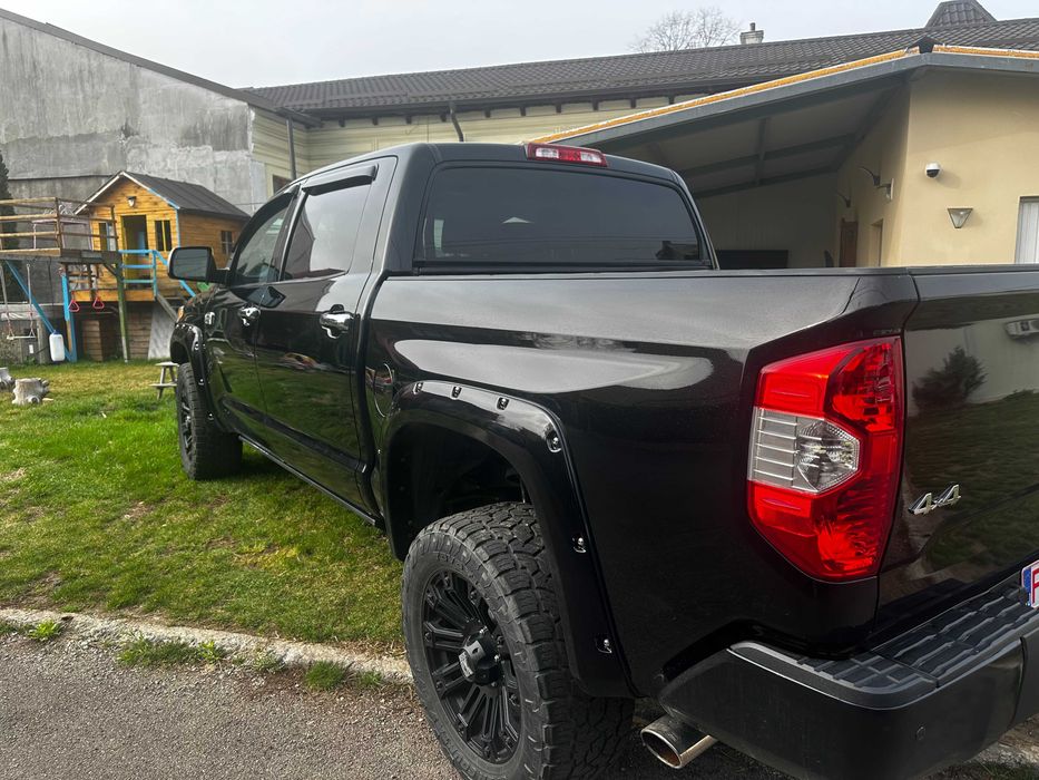 Toyota Tundra 1794 edition Platinium  29500net Autoutilitara firma ram
