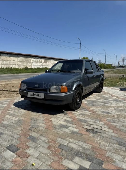 Продам Форд Эскорт