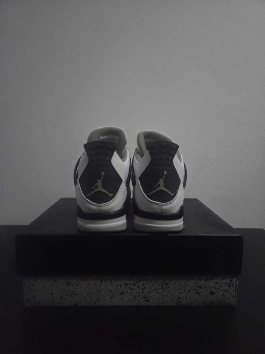 Air Jordan 4 Seafoam