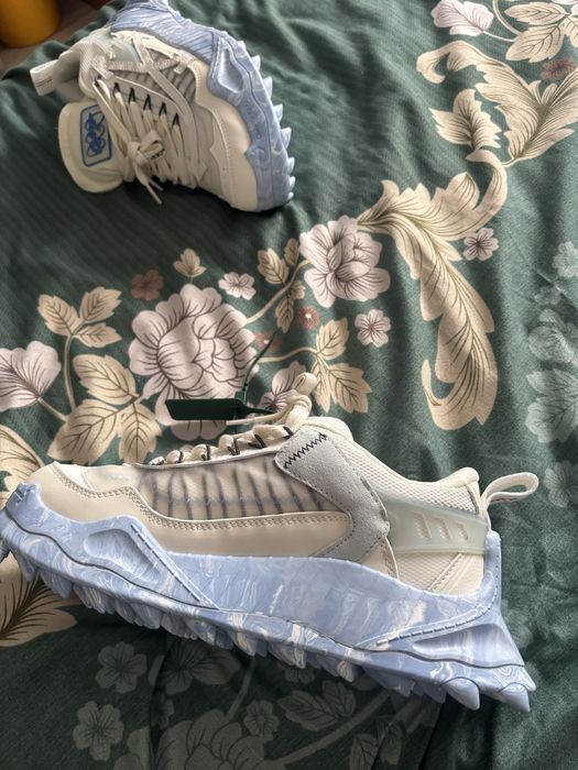 Off white odsy 100 marble