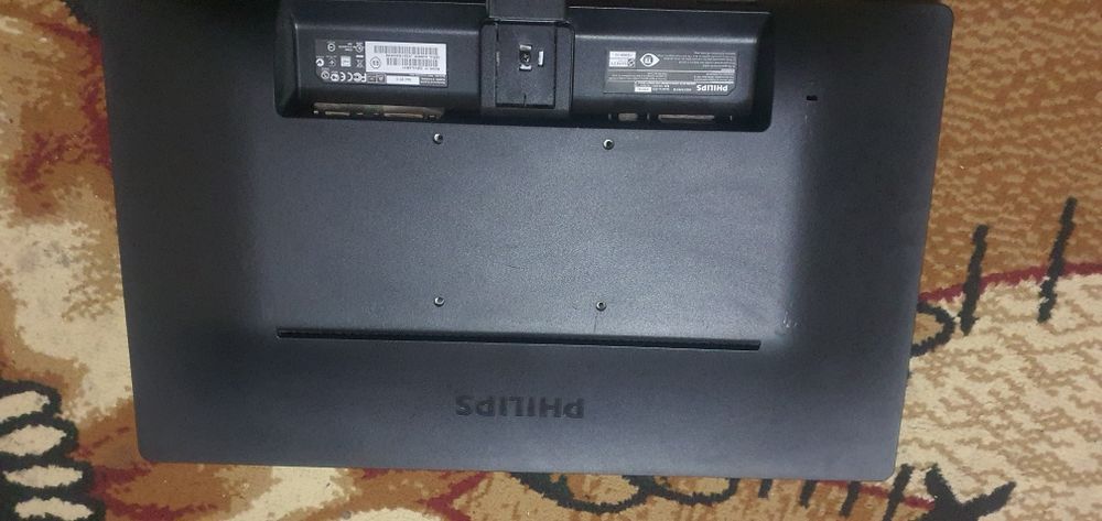 Ekiran kompetur  Дисплей  Для компьютер