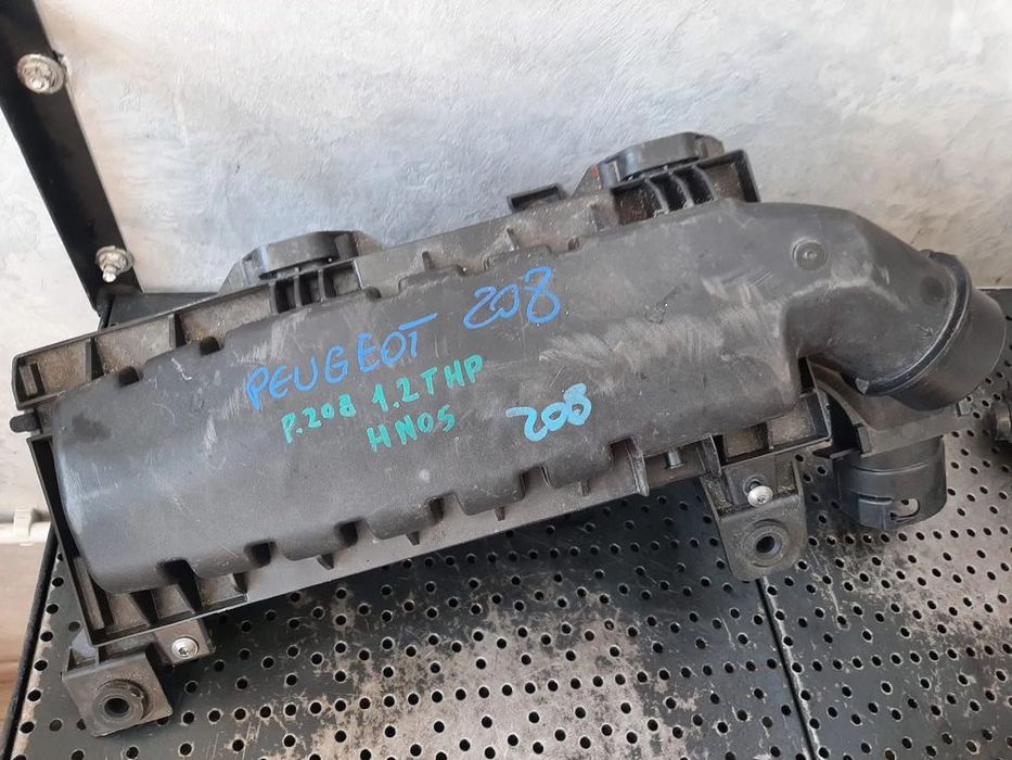 carcasa filtru aer  1.2 b peugeot 2008 208 3008 citroen c4  9812735680